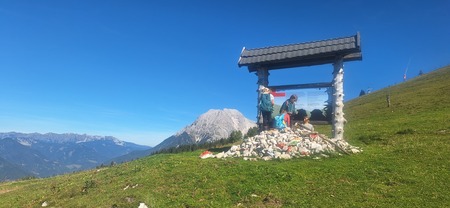 ORLI KRVAVEC (124)